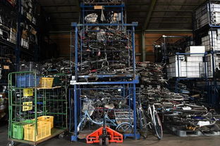 在 孤独之国 日本,清理死者遗物成了一个热门产业