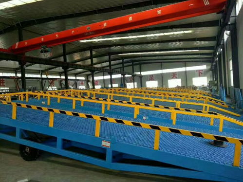 【物流装卸设备订购移动登车桥启运怀化市仓库货运机械】- 