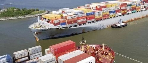 集装箱航运警报 船员集中感染致多艘巨轮断航，供应链延误风险骤增